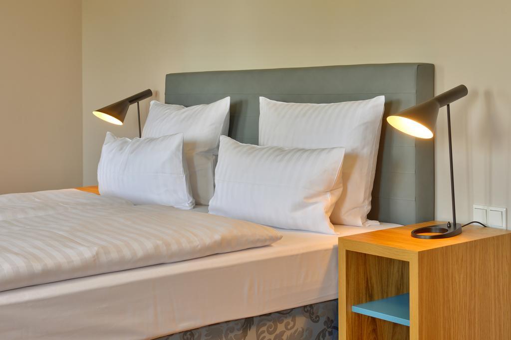 Vogelsburg Hotel Escherndorf Room photo